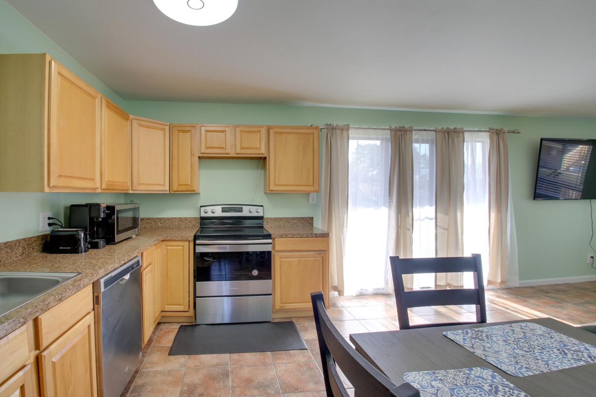 Hot Springs Condo With Lake Access And Boat Dock! Exterior photo